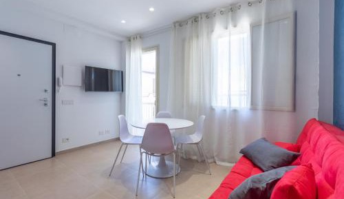 Superior One-Bedroom Apartment with Balcony