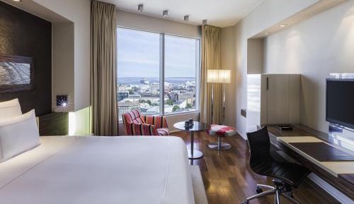 Swiss Advantage Harbor View