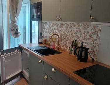 Queen Room with Garden View