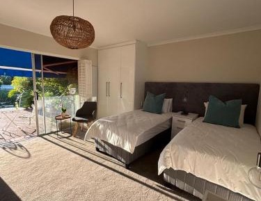 One-Bedroom Apartment with Terrace