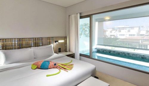 Pool Suite