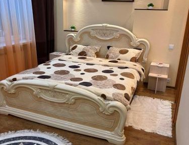 One-Bedroom Apartment with Garden View