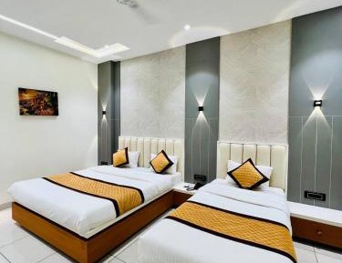 Executive Triple Room