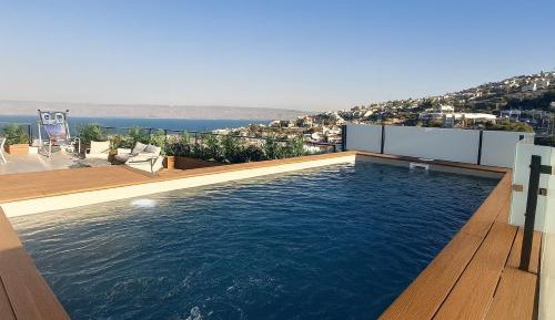 Four-Bedroom Penthouse Apartment