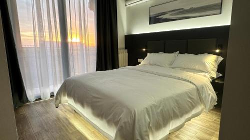 King Room with Mountain View