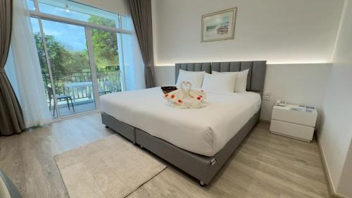 Double or Twin Room with Pool View