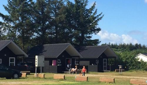 Cottage with Private Bathroom
