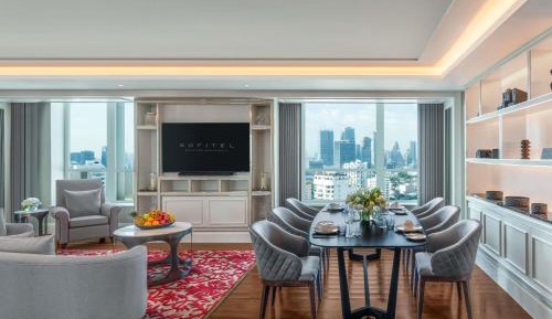 Imperial King Suite with Club Access 