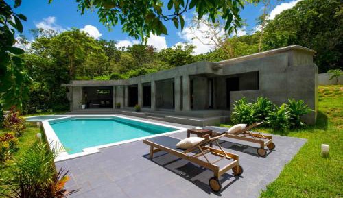 One-Bedroom with Private Pool