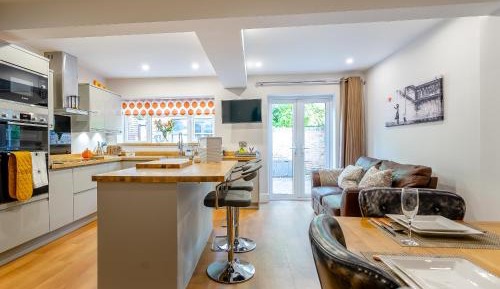 Three-Bedroom Vacation Home 