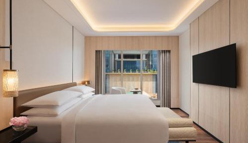 Two-Bedroom Apartment with Two King Beds