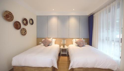 Twin Room with Bathroom