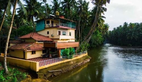 Superior Double or Twin Room with Terrace