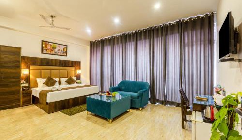 King Room with Balcony