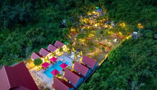 6-Bed Mixed Dormitory Room