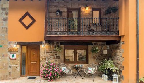 Three-Bedroom Superior Apartment