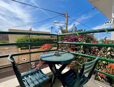 Apartment with Garden View
