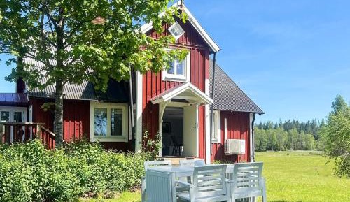 Two-Bedroom Holiday Home