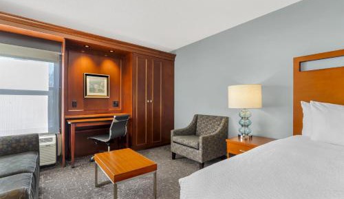 King Room with Sofa Bed