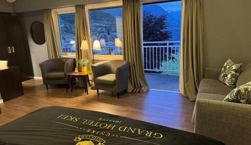 Superior Twin or Double Room