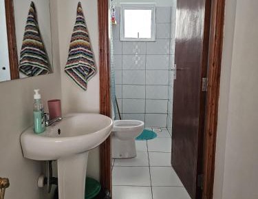 Deluxe One-Bedroom Apartment
