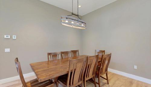 Four bedroom holiday home 