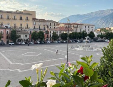 One-Bedroom Apartment with View