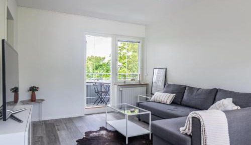 One-Bedroom Apartment with Balcony