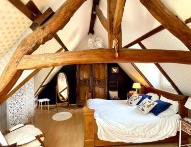 Large Double Room