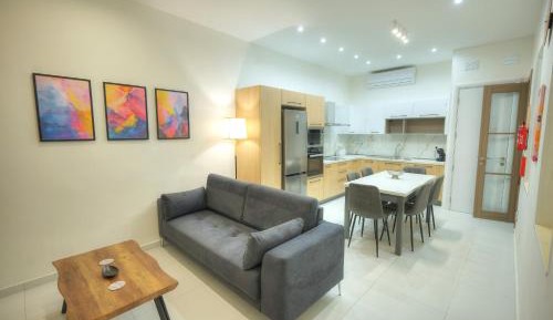 Two-Bedroom Apartment with City View