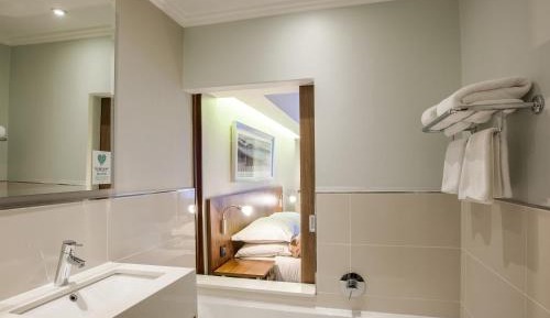 Double Room - Non-Smoking 