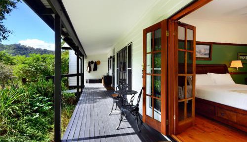 Deluxe Double Room with Bath