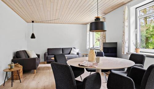 Two-Bedroom Holiday Home