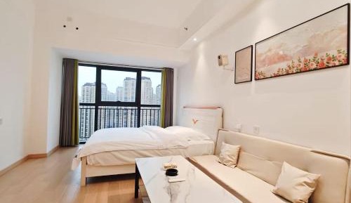 Studio Apartment with One Double Bed