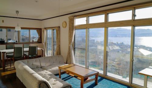 Two-Bedroom Apartment with Lake View
