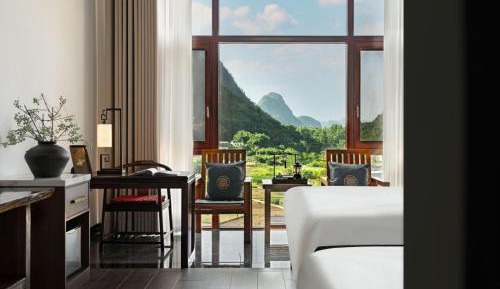 Twin Room with Mountain View