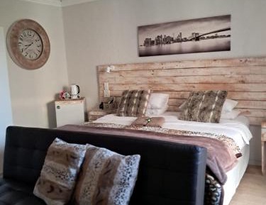 Double or Twin Room with Bathroom