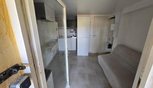 One-Bedroom House