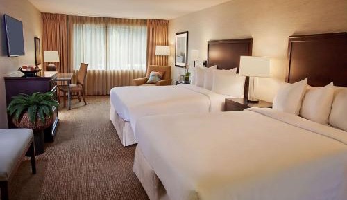 Queen Room with Two Queen Beds - Non-Smoking