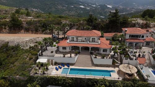 One-Bedroom Villa