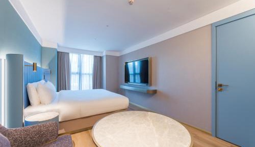 Manxin One-Bedroom Suite