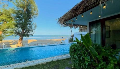 Double Room with Pool View