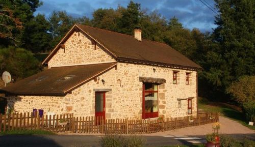 Holiday Home (7 Adults)