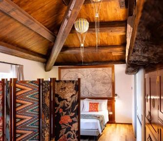 One-Bedroom Deluxe Apartment