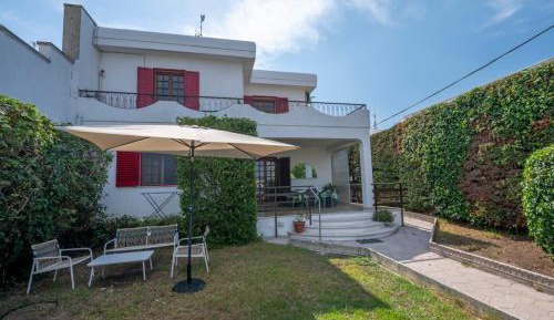 Five-Bedroom Apartment