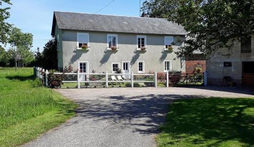 Holiday Home (6 Adults)
