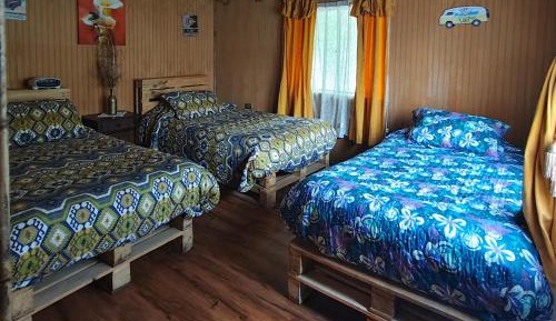 Basic Triple Room with Shared Bathroom
