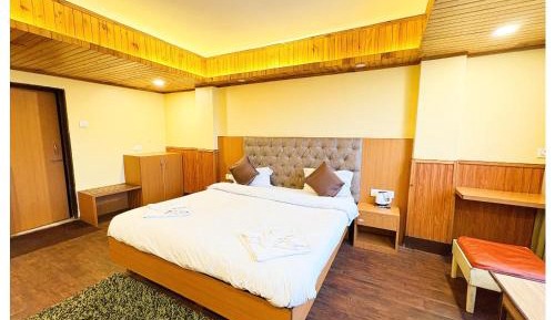 Standard King Room