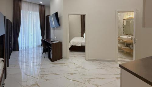 Suite with Balcony