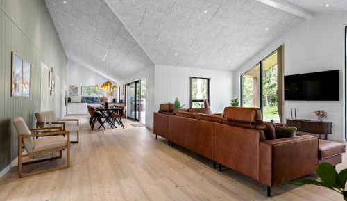 Five-Bedroom Holiday Home